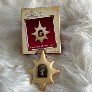 Hallmark 🎄Angel and Baby Ornament